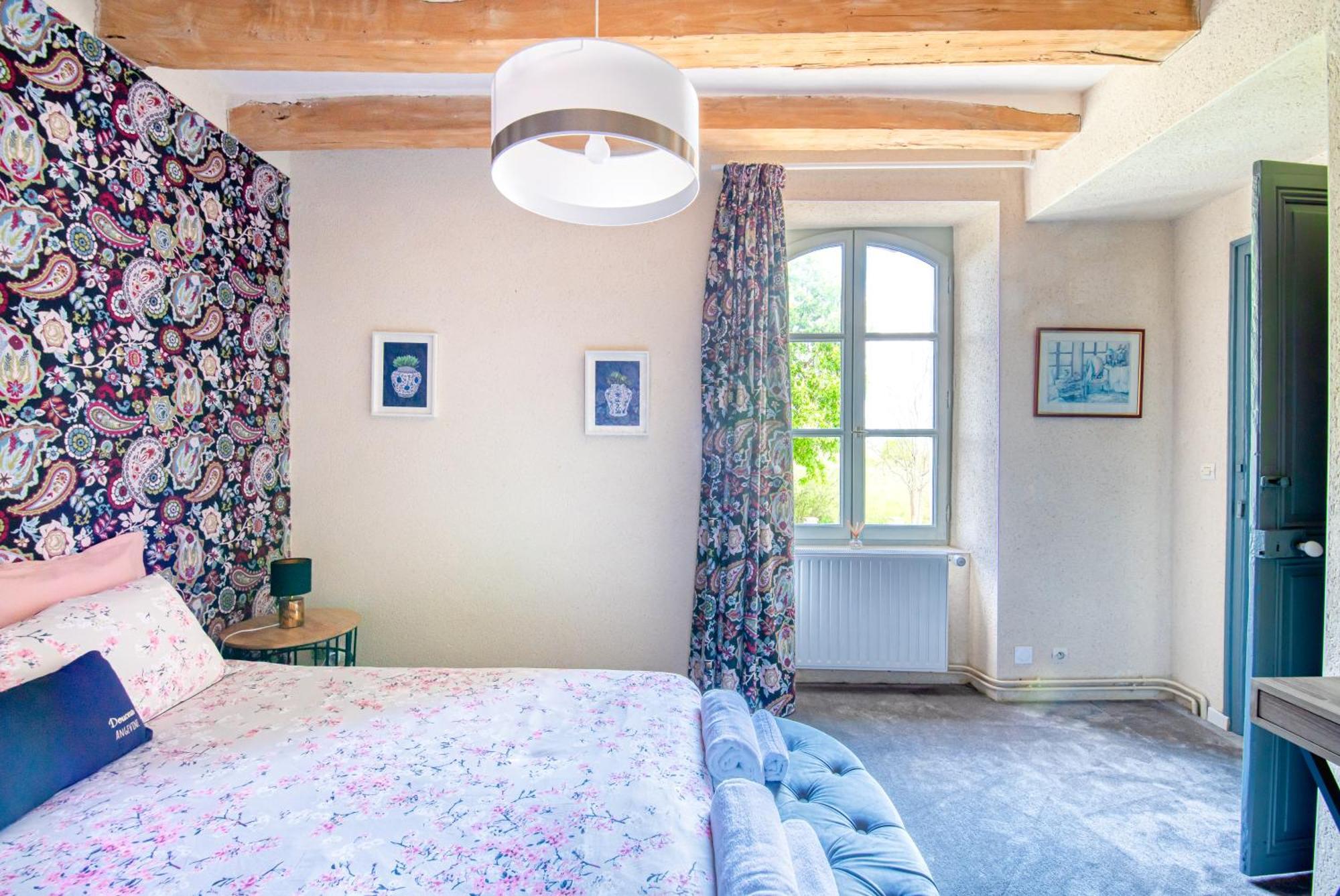 Hotel La Fontaine Du Mont Murs-Erigne Exteriér fotografie